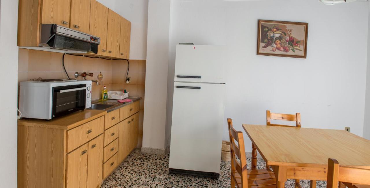 Kristi'S Apartments Holiday Олимпиаки-Акти Экстерьер фото